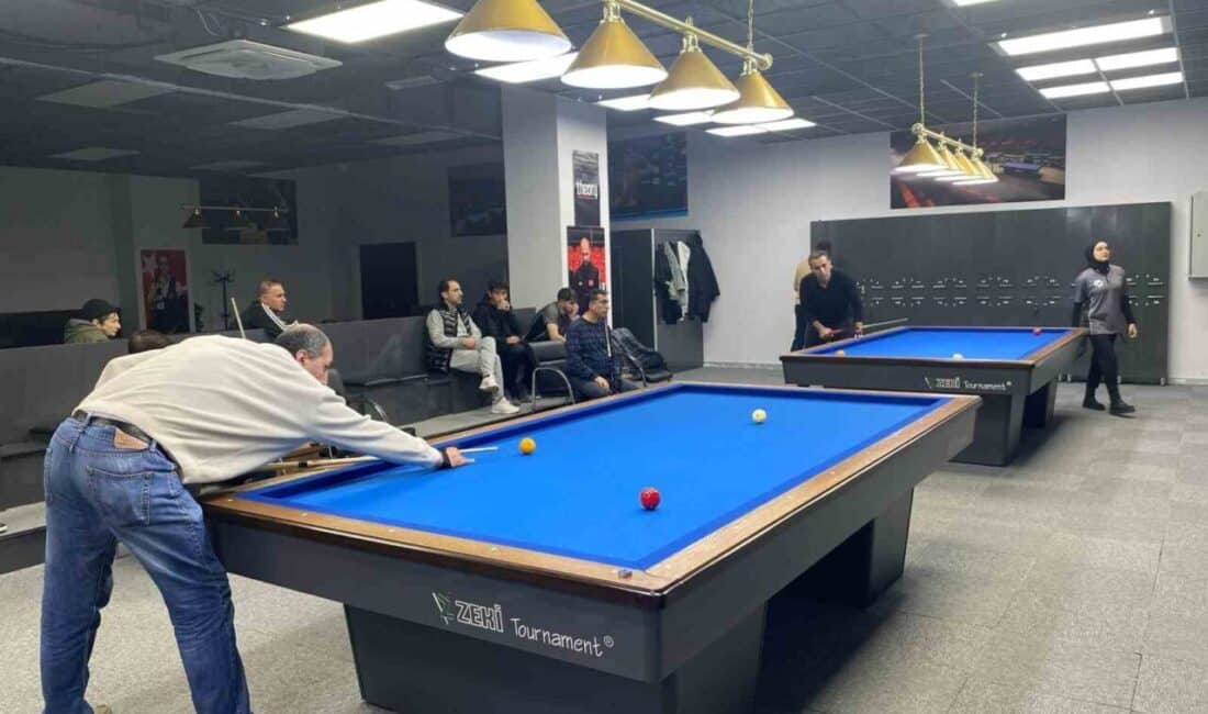 Elazığ’da düzenlenen bilardo turnuvası, Çanakkale şehitlerini anmak amacıyla tamamlandı. Elazığ'da düzenlenen Çanakkale Şehitlerini Anma Bilardo Turnuvası, 32 sporcunun katılımıyla