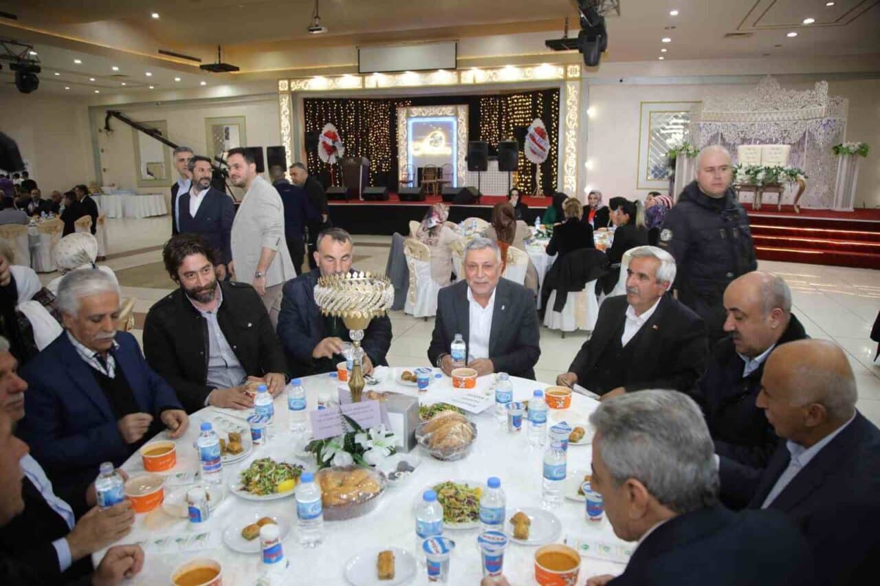 AK Parti Elazığ İl Başkanlığı, geleneksel "Teşkilat Vefa İftar" programını