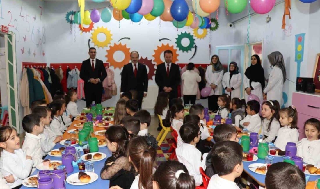 Oltu’da Müftülükten Minik Çocuklara Tekne Orucu İftarı Düzenlendi Oltu İlçe Müftülüğü, Güllük 4-6 Yaş Kur’an Kursu'nda düzenlediği Tekne