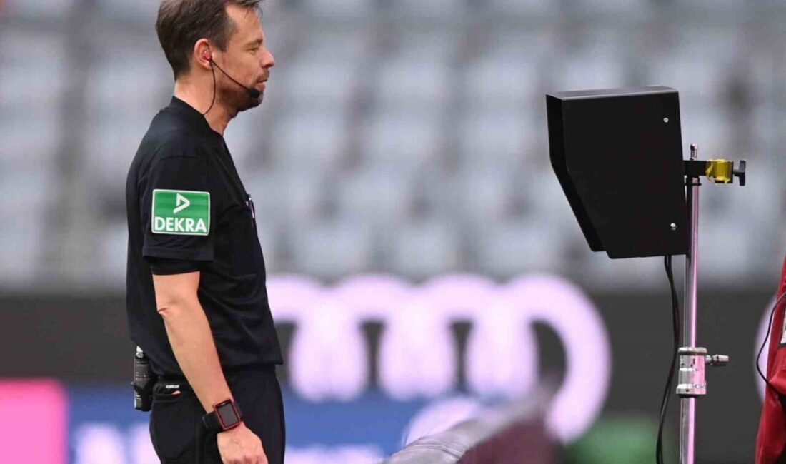 Fenerbahçe-Antalyaspor Maçında VAR Hakemi Alman Markus Schmidt Oldu Trendyol Süper Lig'in 26. haftasında Fenerbahçe, Antalyaspor ile 20.30'da Ülker