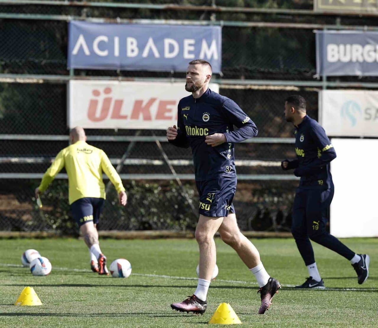 Fenerbahçe, Türkiye Kupası çeyrek finalinde Galatasaray ile oynayacağı maç için