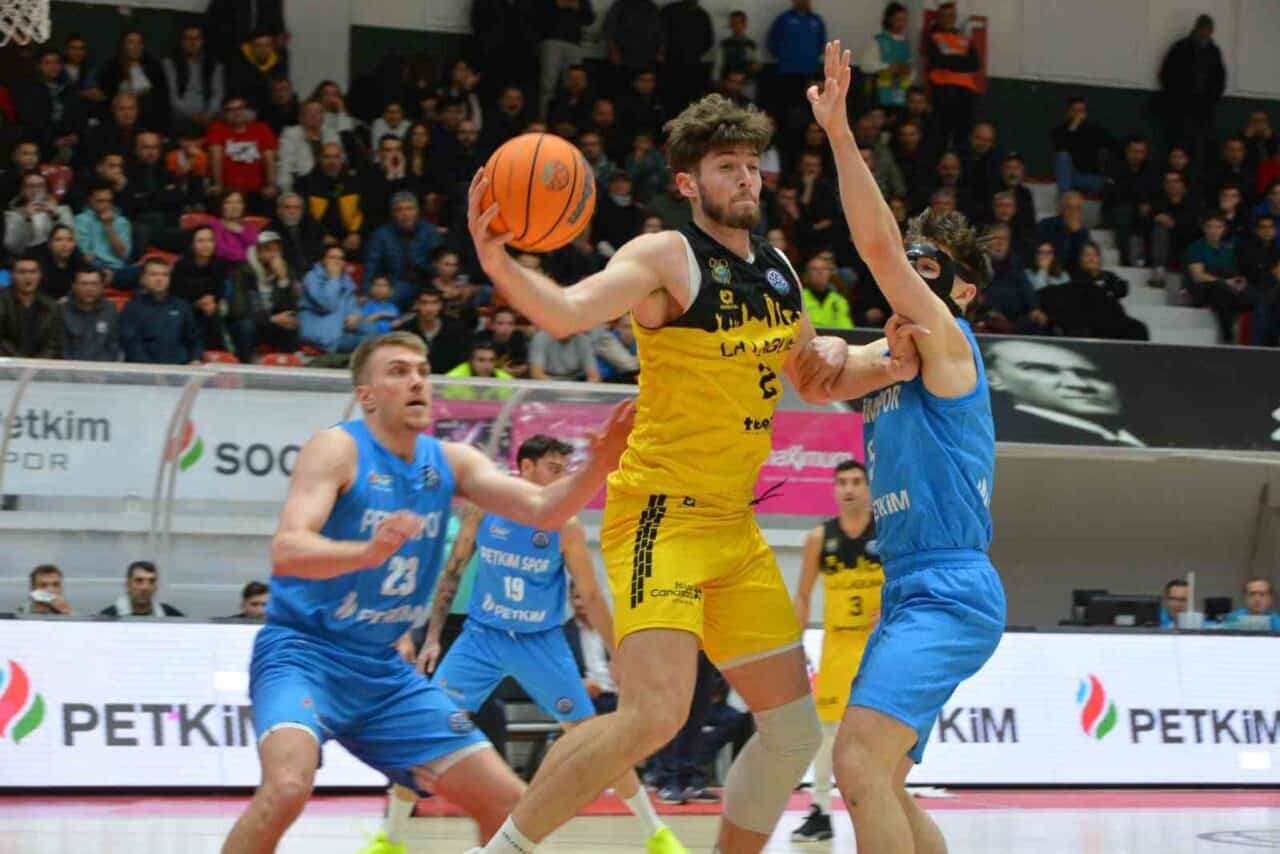 Aliağa Petkimspor, FIBA Şampiyonlar Ligi K Grubu'nda İspanyol ekibi Tenerife'yi