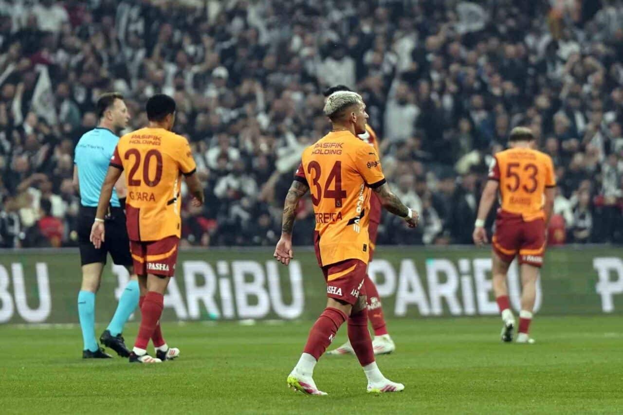 Galatasaray, Trendyol Süper Lig’in 29. haftasında Beşiktaş'a 2-1 yenilerek bu