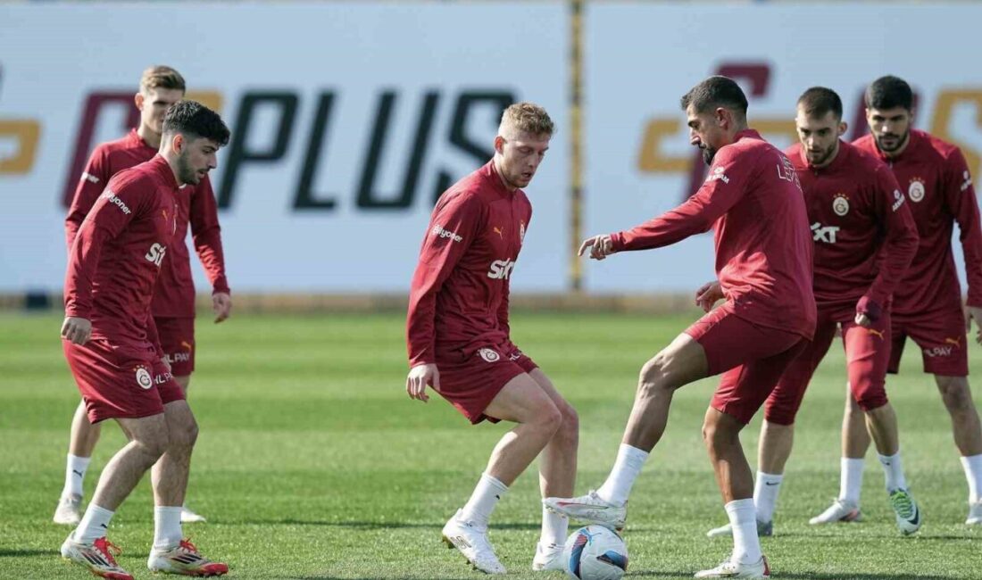 Galatasaray, Kasımpaşa Deplasmanına Çıkmadan Son Antrenmanını Gerçekleştirdi Galatasaray, Kasımpaşa ile oynayacağı maç öncesi Kemerburgaz Metin Oktay Tesisleri'nde