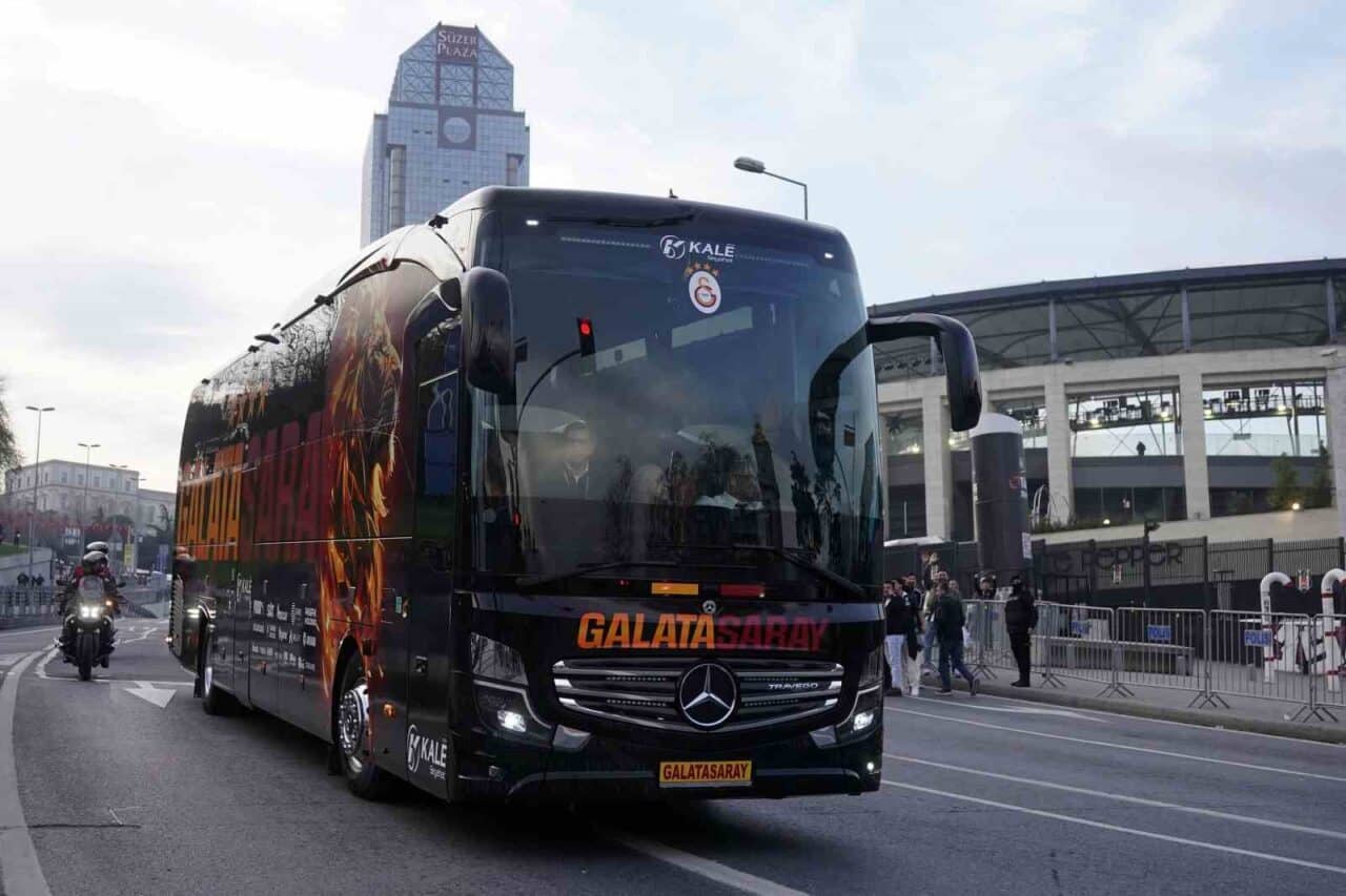 Galatasaray, Trendyol Süper Lig'in 29. haftasında Beşiktaş ile oynayacağı derbi