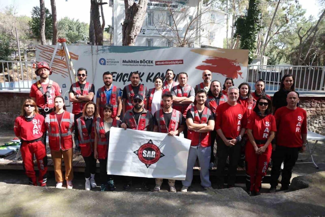 Antalya Büyükşehir Belediyesi, Gençlik Kampı ve Eğitim Merkezi'nde SAR Arama