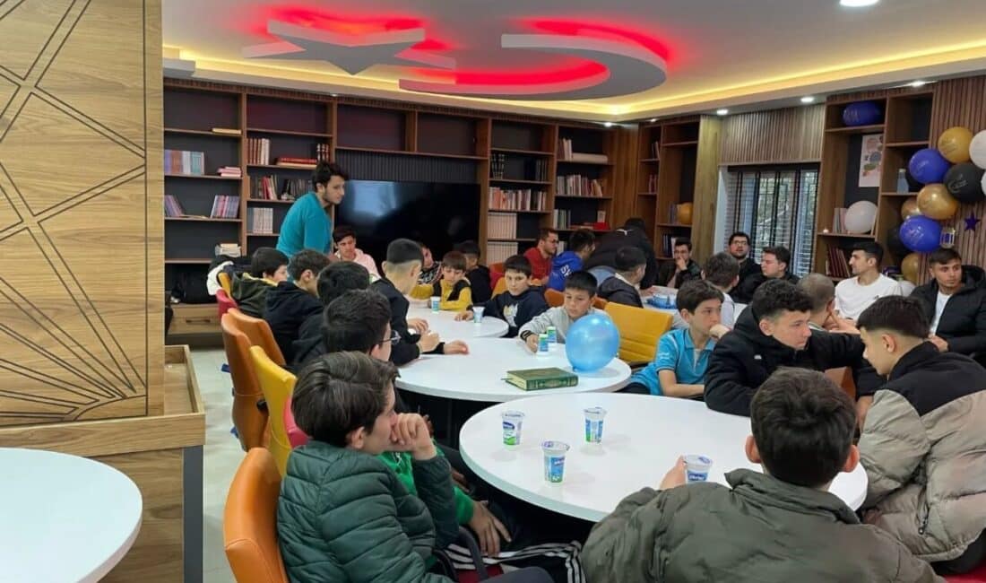 Fethiye’de Gençler İçin Bağımlılık Farkındalığı Semineri Yapıldı Fethiye Gençlik Merkezi'nde düzenlenen seminerde, bağımlılıklarla mücadele üzerine bilgilendirme yapıldı.
