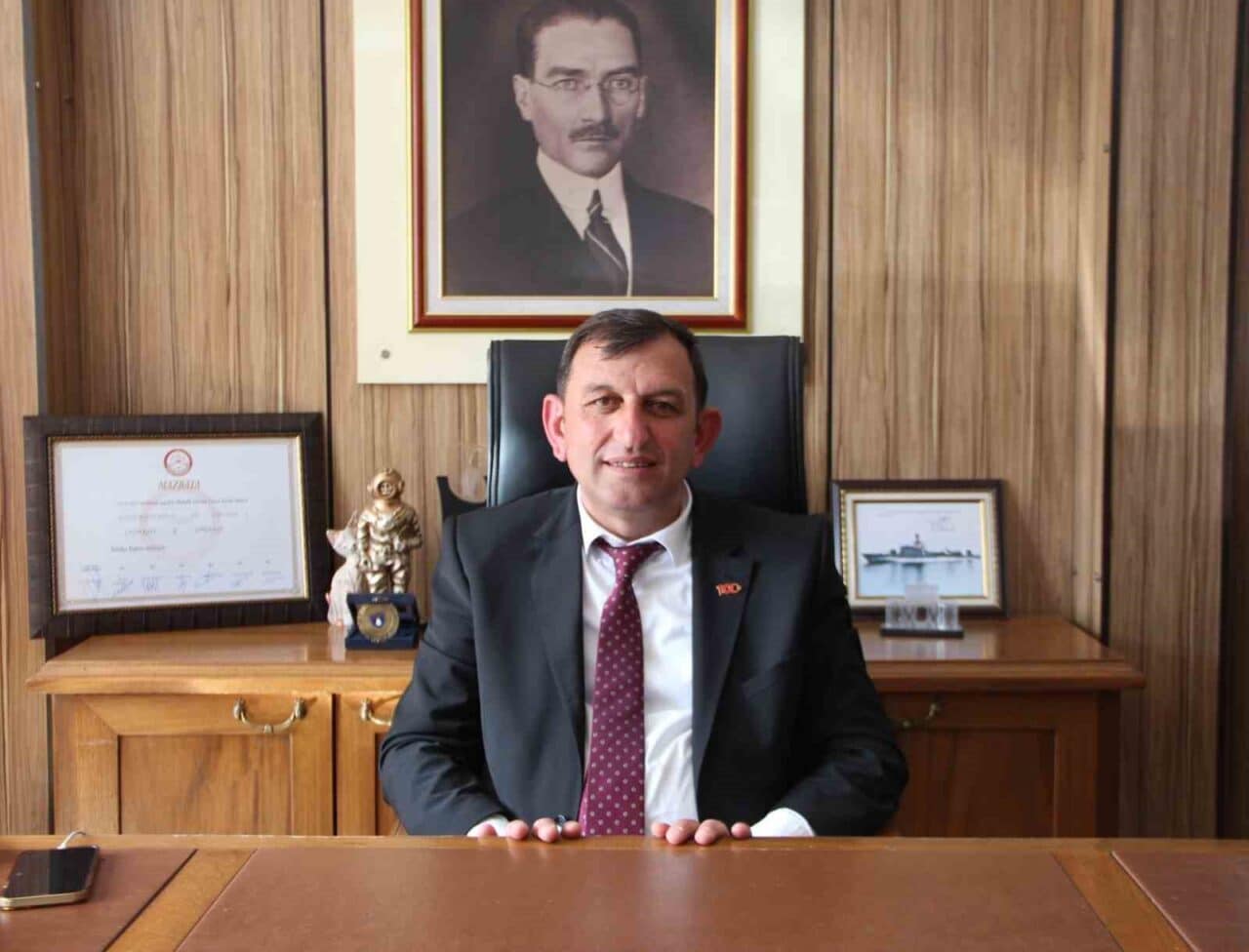 Gökçeada Belediye Başkanı Bülent Ecevit Atalay, Gökçeada Ultra Trail'in ikinci