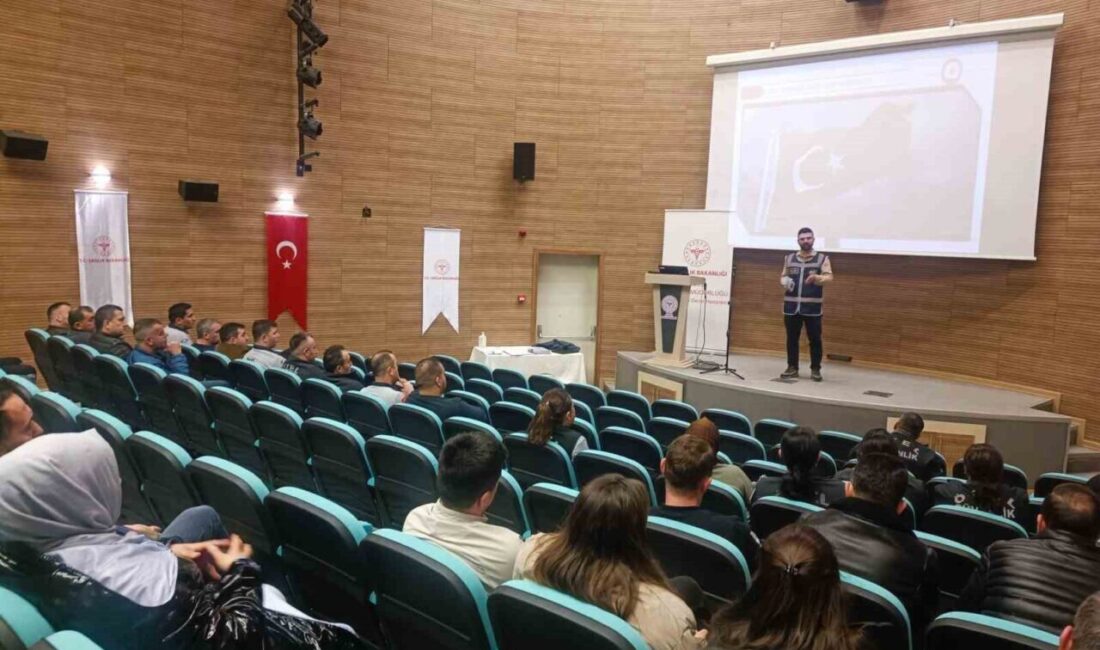 Düzce Atatürk Devlet Hastanesi’nde güvenlik personeline hukuki eğitim verildi Düzce Atatürk Devlet Hastanesi'nde güvenlik personeline özel güvenlik hukuku eğitimi