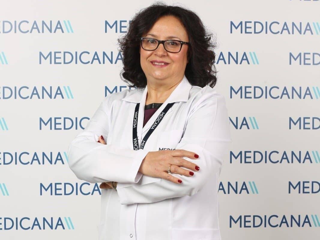 Medicana Bursa Hastanesi Dermatoloji Bölümü'nden Uzm. Dr. Gülbiye Güler, sağlıklı