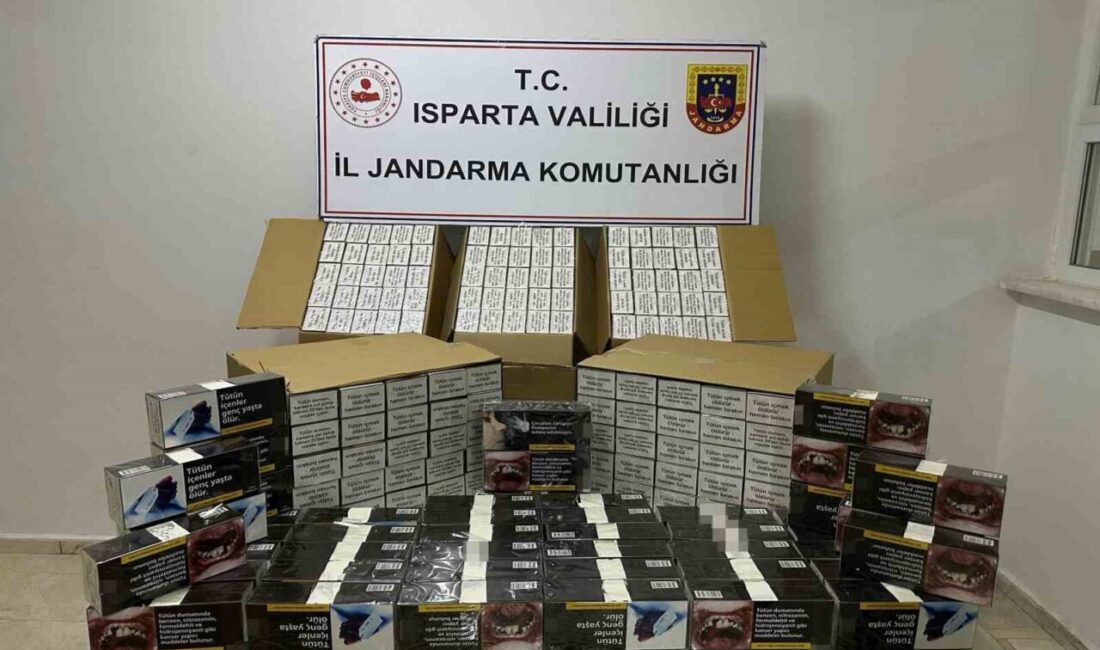 Isparta’da jandarma, 60 bin adet bandrolsüz makaronu ele geçirdi! Isparta'da jandarma, kaçak makaron taşınacağı ihbarı sonrası harekete geçti. 1