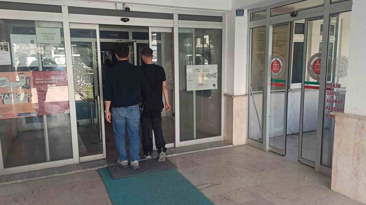Konya'nın Seydişehir ilçesinde, yaşlı çift K.T. ve N.T.'yi dolandırmaya çalışan