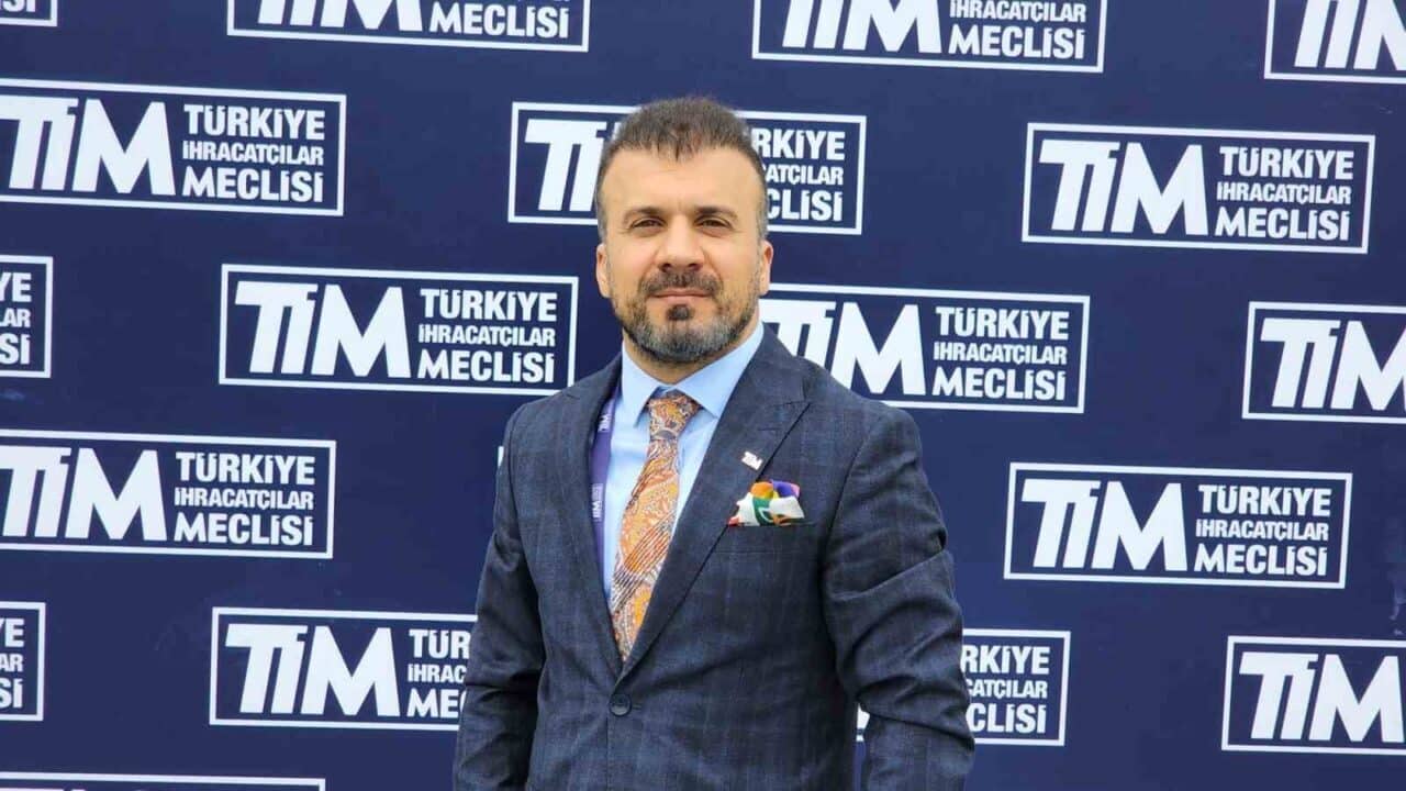 Celal Kadooğlu, Ramazan Bayramı'nın tüm insanlığa huzur ve kardeşlik getirmesini