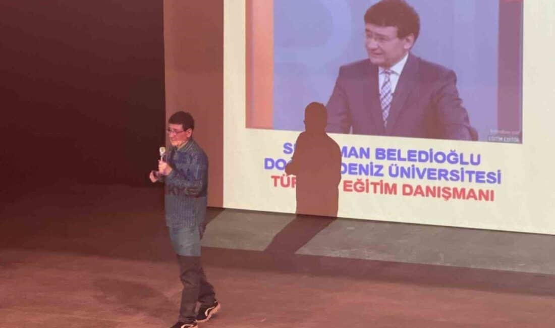 Karapınar’da YKS Hazırlığı İçin Seminer Düzenlendi, Öğrenciler Yoğun İlgi Gösterdi Konya'nın Karapınar ilçesinde, Yükseköğretim Kurumları Sınavı'na hazırlanan öğrencilere yönelik düzenlenen