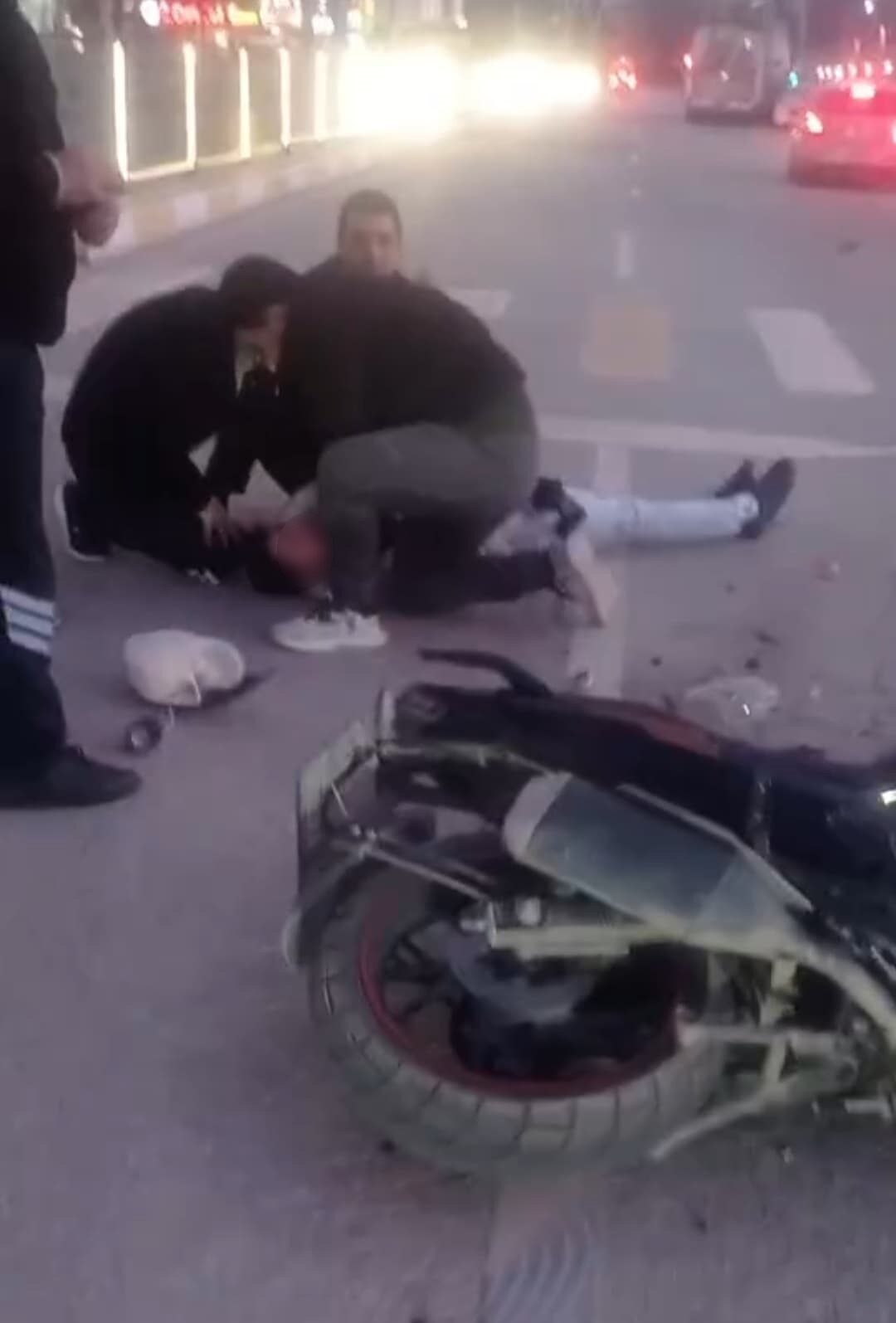 Elazığ'da meydana gelen trafik kazasında, motosiklet sürücüsü yaralandı. Olay sırasında