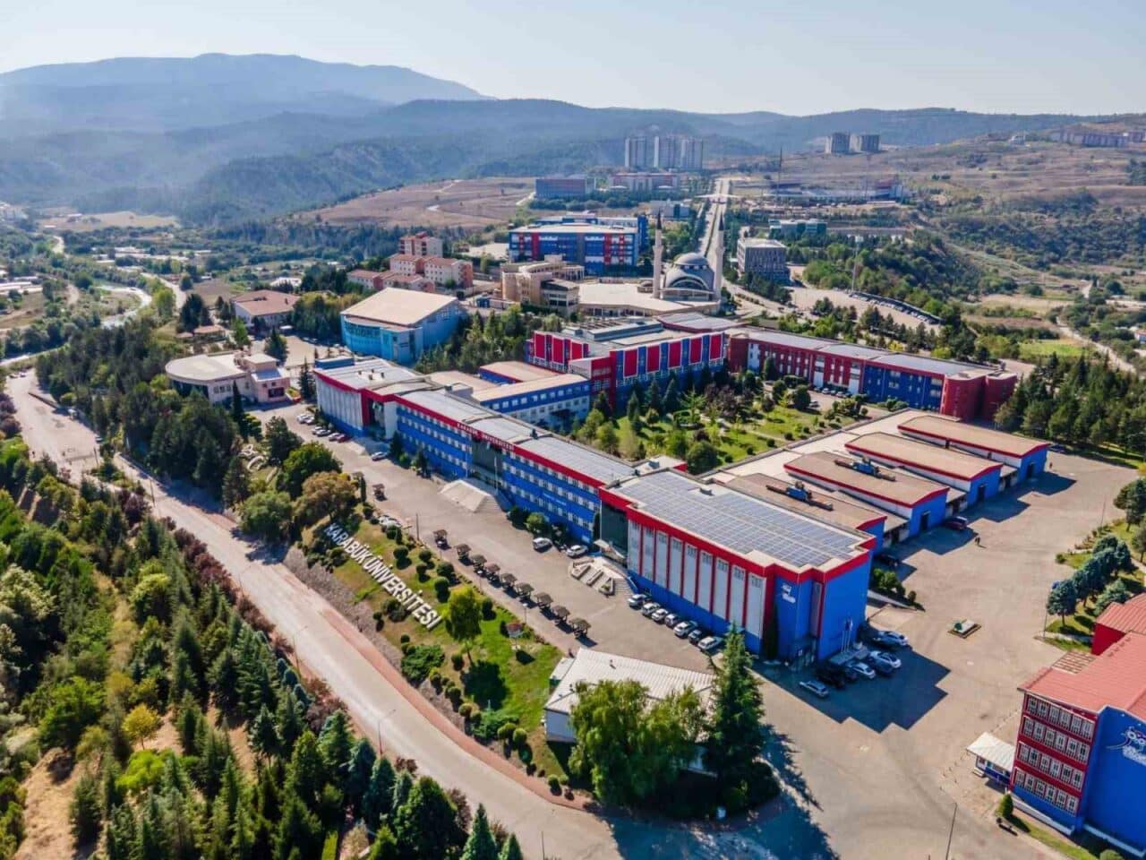 Karabük Üniversitesi, URAP 2024-2025 Dünya Sıralamasında 1841. sıraya çıkarak son