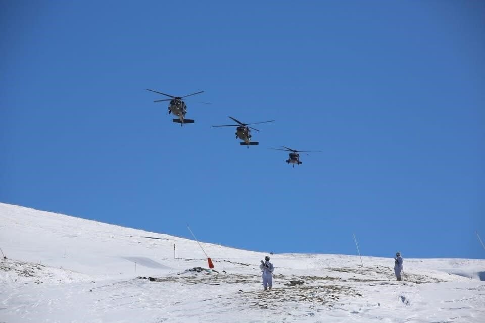 Erzurum’da AFAD Koordinesiyle Başarıyla Gerçekleştirilen Kış Saha Tatbikatı Tamamlandı AFAD Başkanlığı'nın düzenlediği Erzurum Kış Saha Tatbikatı, 5-7 Mart tarihlerinde
