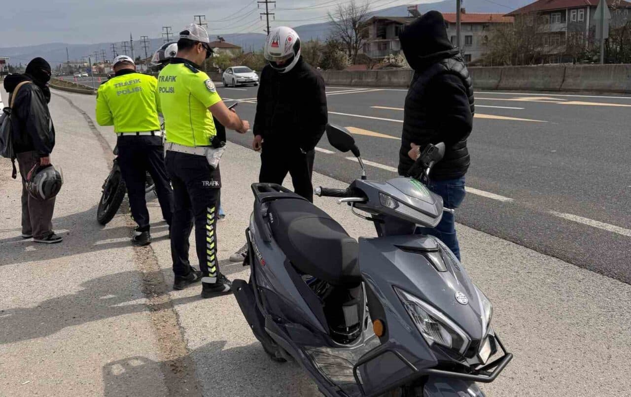 Bölge Trafik Denetleme Şube Müdürlüğü, D-100 ve D-655 kara yollarında