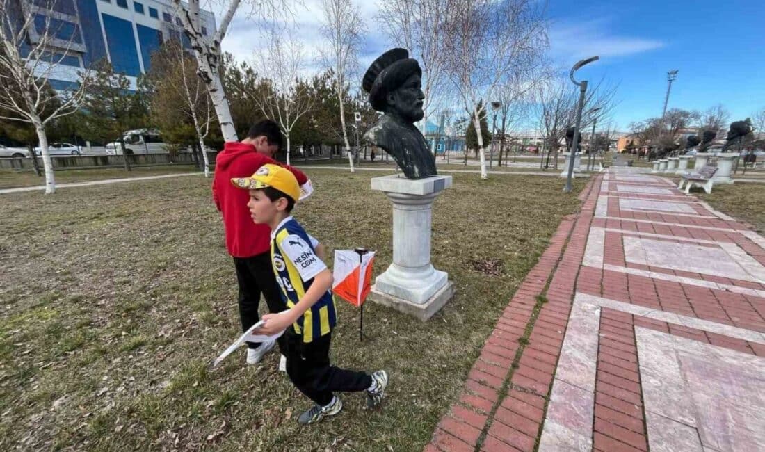 Kütahya’da U14 Oryantiring İl Şampiyonası Düzenlendi Kütahya Kent Park'ta U14 Birinci Kademe Oryantiring İl Şampiyonası düzenlendi.