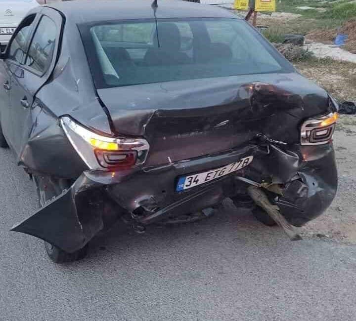 Manavgat’ta iki otomobilin çarpıştığı kazada bir kişi yaralandı Antalya'nın Manavgat ilçesinde meydana gelen otomobil kazasında sürücü Şükrü Ç.