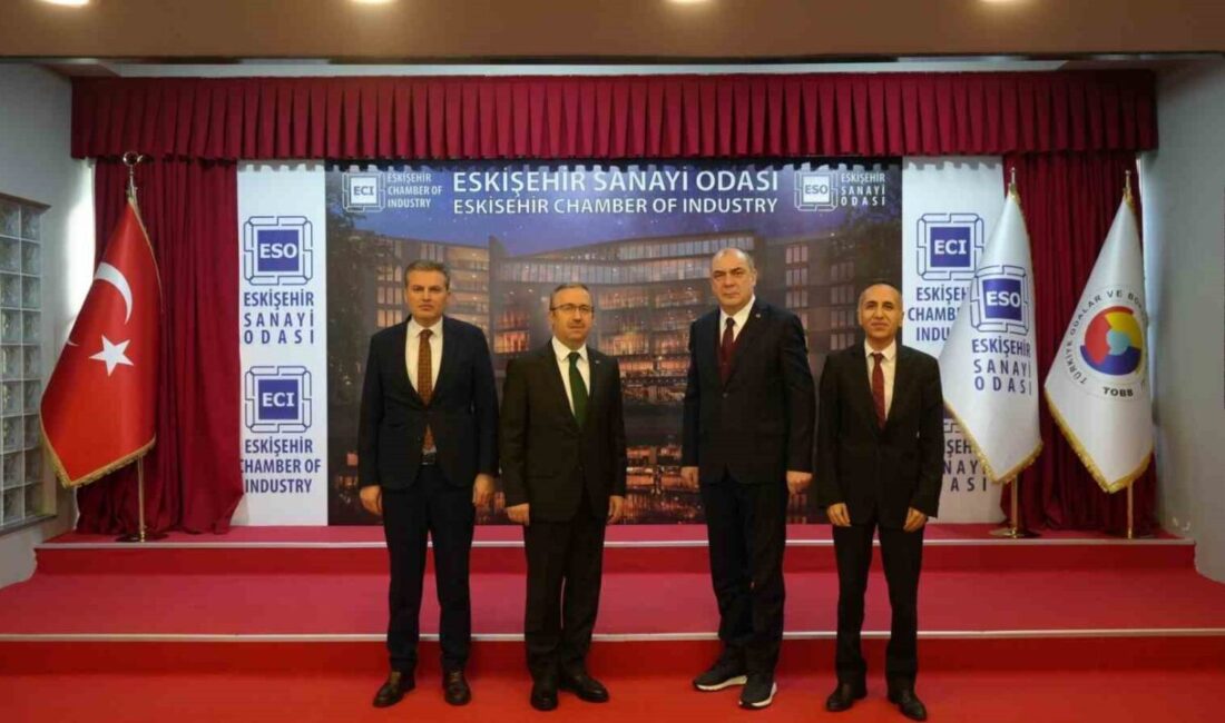 Eskişehir’de Eğitim ve Sanayi İş Birliği İçin Önemli Görüşme Gerçekleşti Eskişehir İl Millî Eğitim Müdürü Sinan Aydın, Mesleki Eğitim Birimi