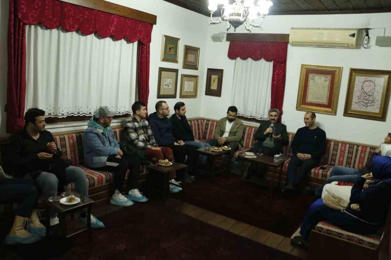 Kocaeli Büyükşehir Belediyesi, Ramazan etkinlikleri kapsamında "Aşk Aynasında Hz. Mevlana"