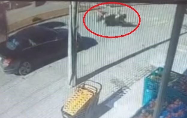 Tekirdağ'ın Marmaraereğlisi ilçesinde, yolun karşısına geçmeye çalışan Y.K. (46) motosiklet