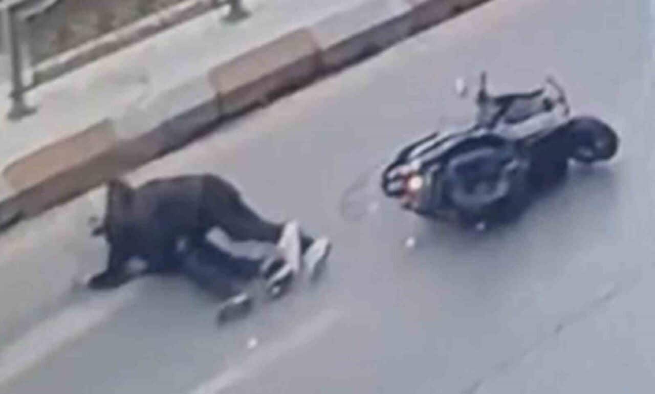 Edirne'de İ.A'nın kullandığı otomobil, V.T'nin motosikletine çarparak kazaya neden oldu.