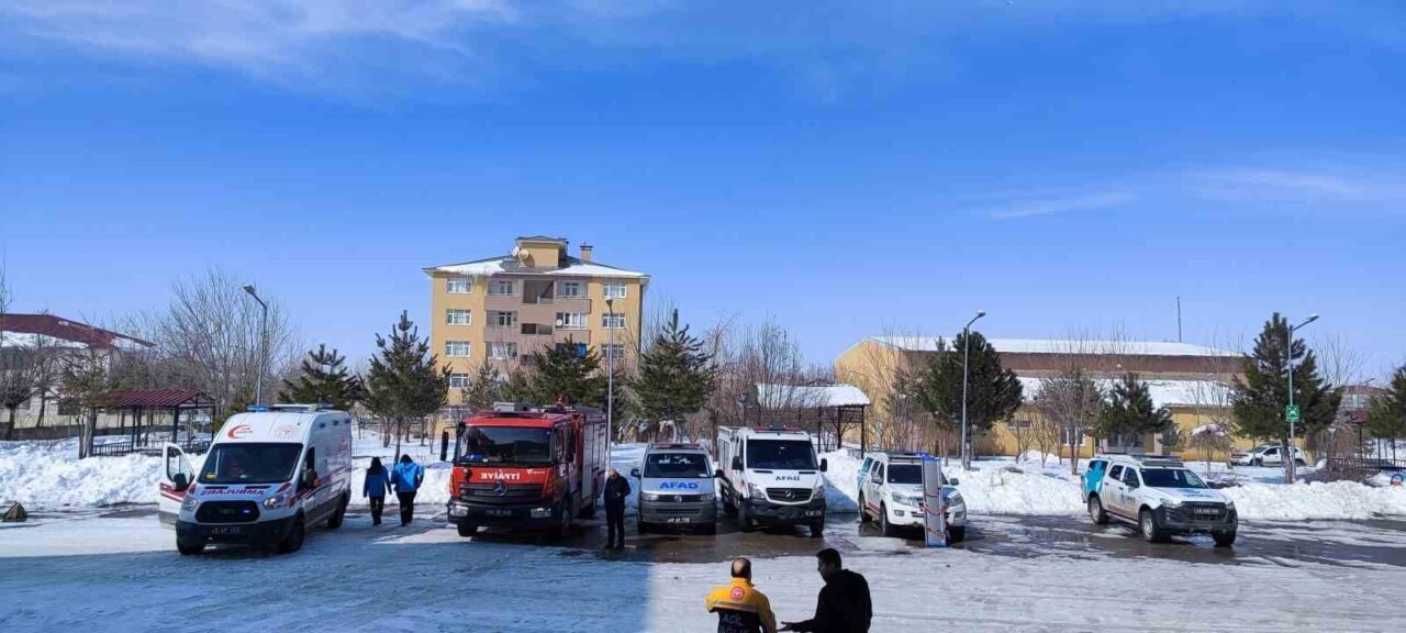 Muş İl Sağlık Müdürlüğü, ‘1-7 Mart Deprem Haftası’ etkinlikleri kapsamında