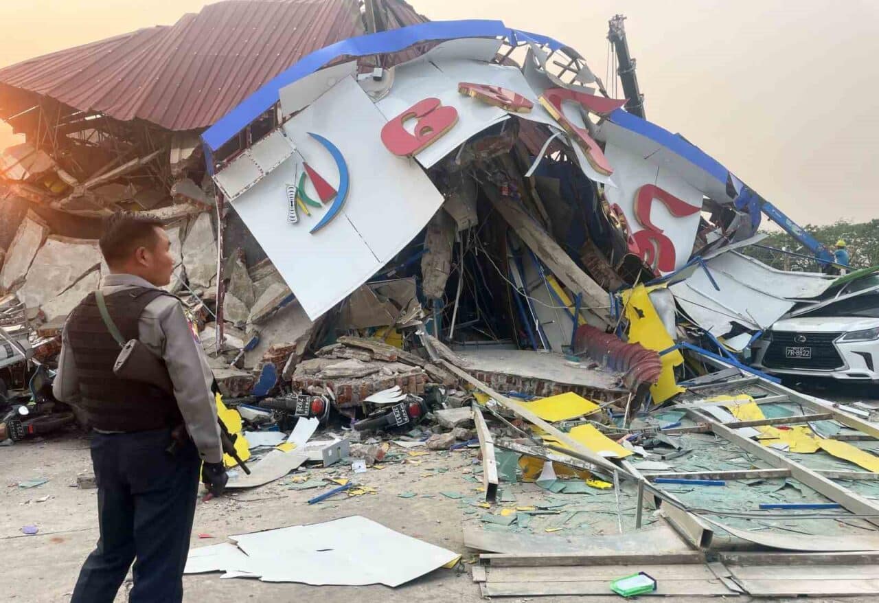 Myanmar'da meydana gelen depremler, bin 2 can kaybı ve 2