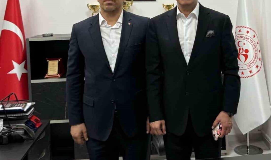 İdris Nebi Hatipoğlu’ndan Beylikova Gençlik ve Spor Müdürlüğü’ne ziyaret! Eskişehir Milletvekili İdris Nebi Hatipoğlu, Beylikova İlçe Gençlik ve Spor