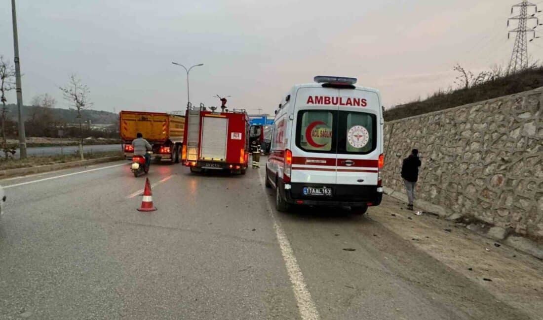 Bilecik’te Otomobil Motosiklete Çarptı, 1 Kişi Yaralandı Bilecik'te Tugay Ş. yönetimindeki otomobil, Harun D.'nin kullandığı motosiklete çarparak