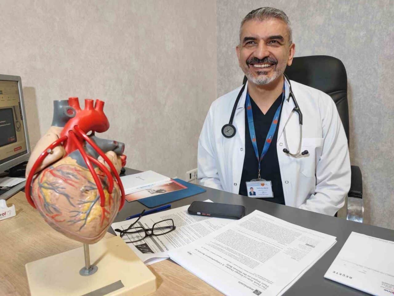 Prof. Dr. Onur Akpınar, enerji içeceklerinin ve sporun ritim bozukluklarını