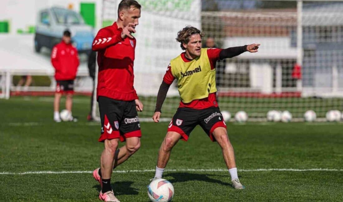 Samsunspor, Fenerbahçe Maçına Hazırlıklara Başladı Samsunspor, Fenerbahçe ile oynayacağı Süper Lig maçının hazırlıklarına başladı. Adana
