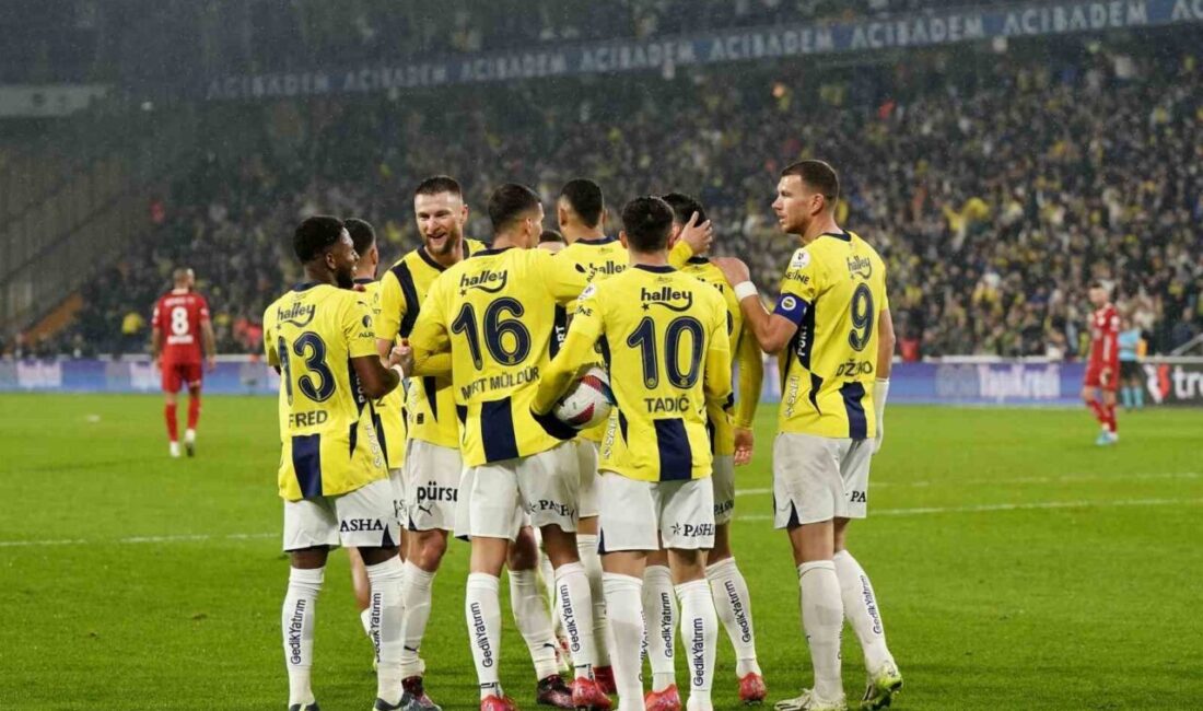 Fenerbahçe, Son 18 Maçta Yenilgi Almadı ve 3-0’lık Galibiyetle Antalyaspor’u Geçti Fenerbahçe, Trendyol Süper Lig'in 26. haftasında Antalyaspor'u 3-0 yenerken son