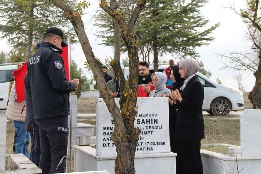 Denizli'nin Çal ilçesinde, 17 Mart 1986'da şehit olan Polis Memuru