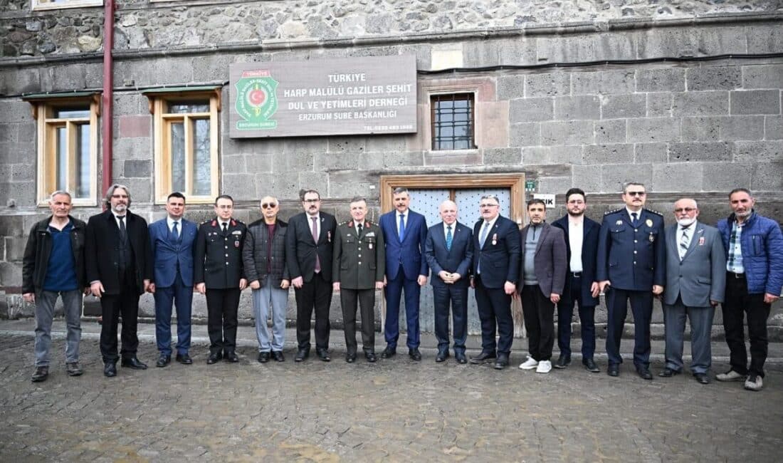 Erzurum Protokolü, 18 Mart’ta Şehitleri Anma Etkinlikleri İçin Dernekleri Ziyaret Etti Erzurum'da 18 Mart Şehitleri Anma Günü ve Çanakkale Zaferi'nin yıl