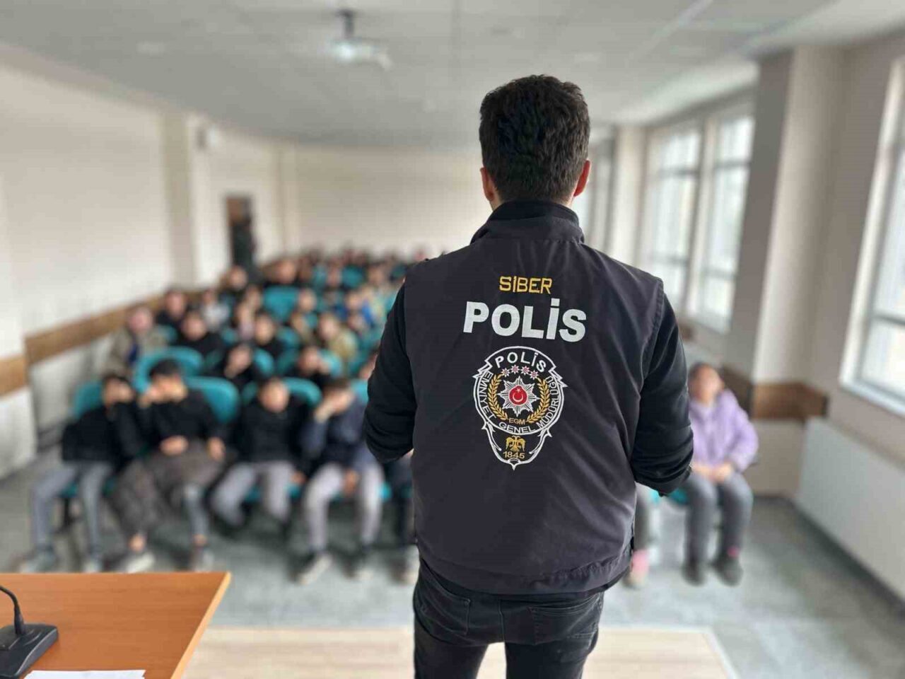 Afyonkarahisar İl Emniyet Müdürlüğü, Siberyay programı ile okul öğrencilerine yönelik