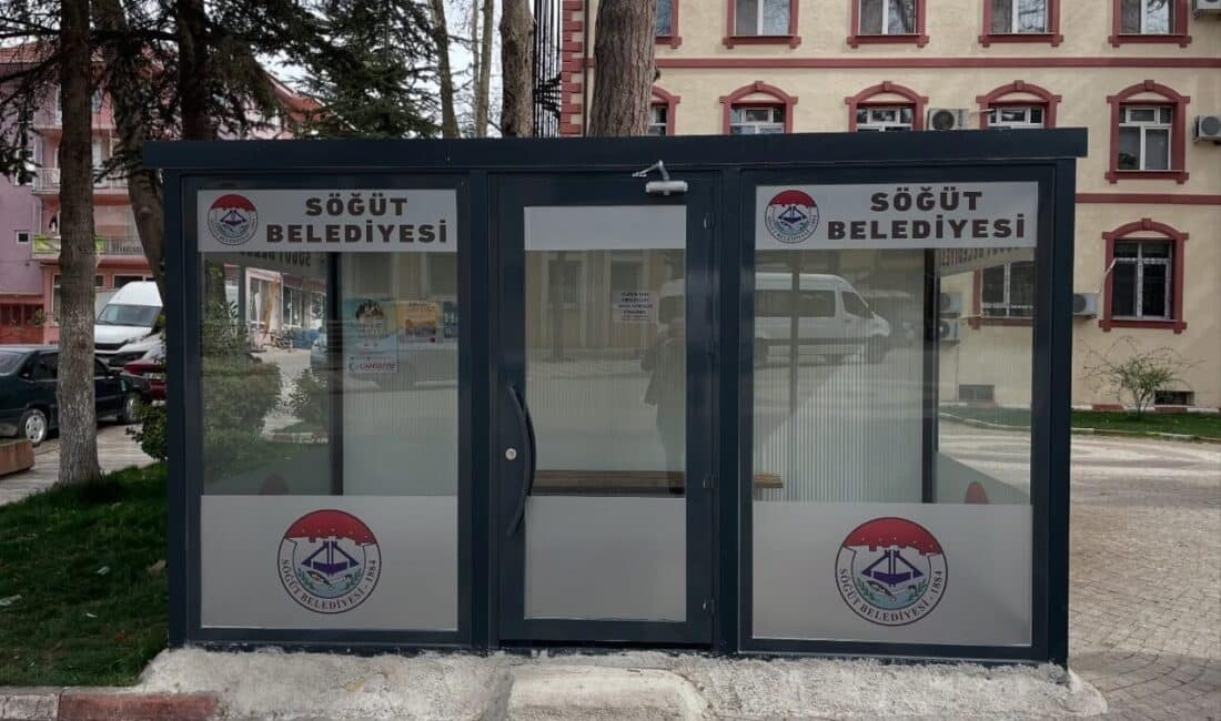Söğüt’te Kapalı Durak Projesi Büyüyor, Dördüncü Durağın Açılışı Yapıldı Söğüt Belediyesi, toplu taşıma konforunu artırmak amacıyla yeni kapalı durak