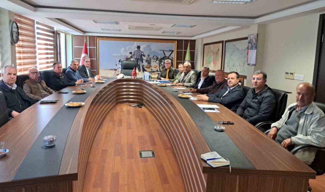 Söke’deki Tarım Temsilcileri, Sulama Takvimini Mayıs Ayı İçin Ertelemeyi Talep Ediyor Aydın'ın Söke ilçesinde tarım sektörü temsilcileri, yeni sulama planlamasının erken