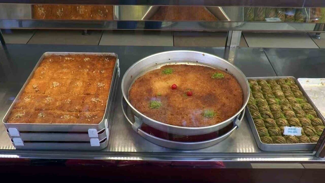 Diyetisyen Seda Nasuhbeyoğlu, Ramazan'da iftar sonrası tatlı tüketiminin sindirim sorunlarına