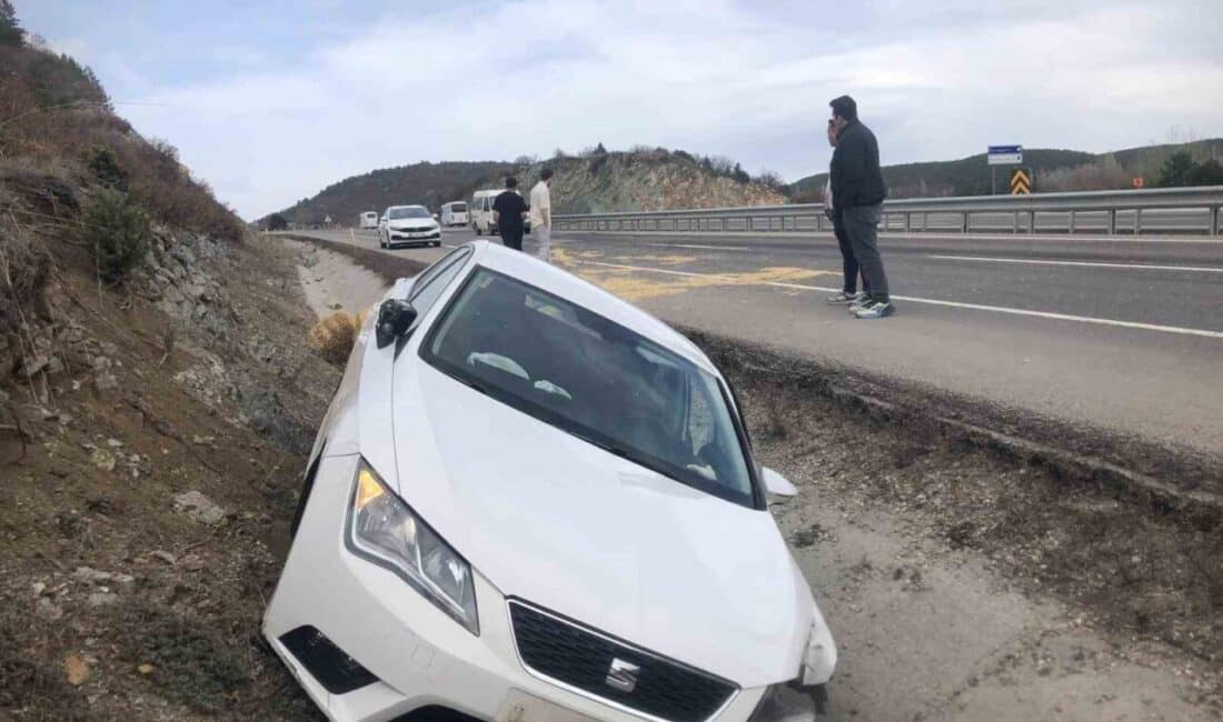 Kütahya’da gerçekleşen trafik kazasında bir kişi yaralandı. Kütahya'nın Tavşanlı ilçesinde meydana gelen trafik kazasında 25 yaşındaki M.A.T.