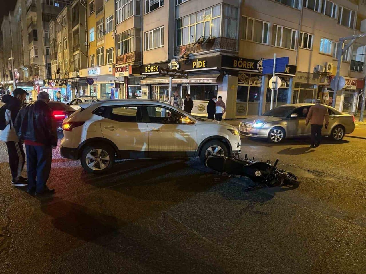 Tekirdağ'ın Muratlı ilçesinde Fuat G. yönetimindeki motosiklet, Birtan M. idaresindeki