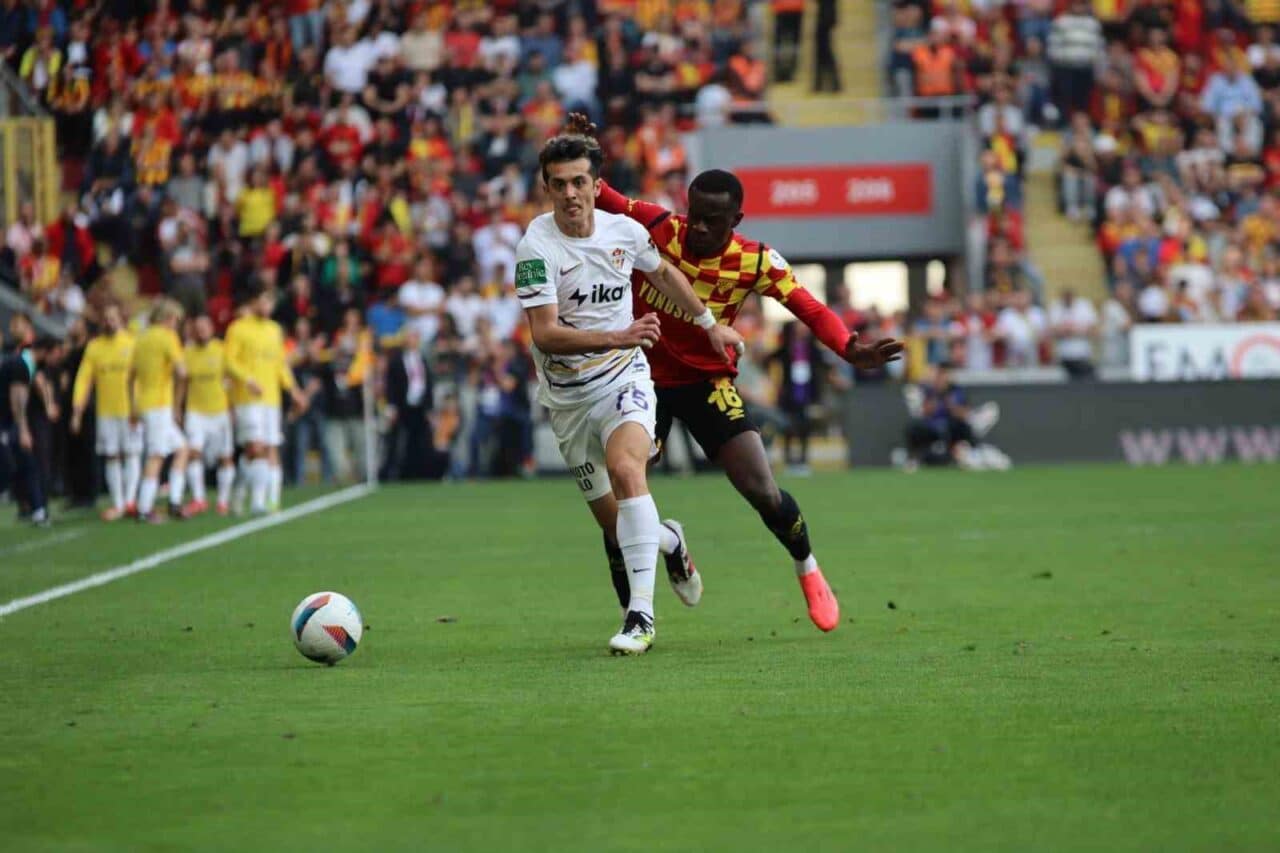 Trendyol Süper Lig’in 28. haftasında Göztepe, Eyüpspor ile 1-1 berabere