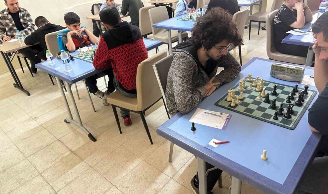 Tunceli’de 14 Mart Tıp Bayramı İçin Satranç Turnuvası Düzenlendi Tunceli'de 14 Mart Tıp Bayramı kapsamında düzenlenen satranç turnuvası 15-16