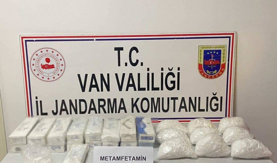 Van’da Jandarma Operasyonunda 110 Kilo Uyuşturucu Madde Ele Geçirildi Van'da jandarma, 1-28 Şubat 2025 tarihleri arasında yürütülen operasyonda 110