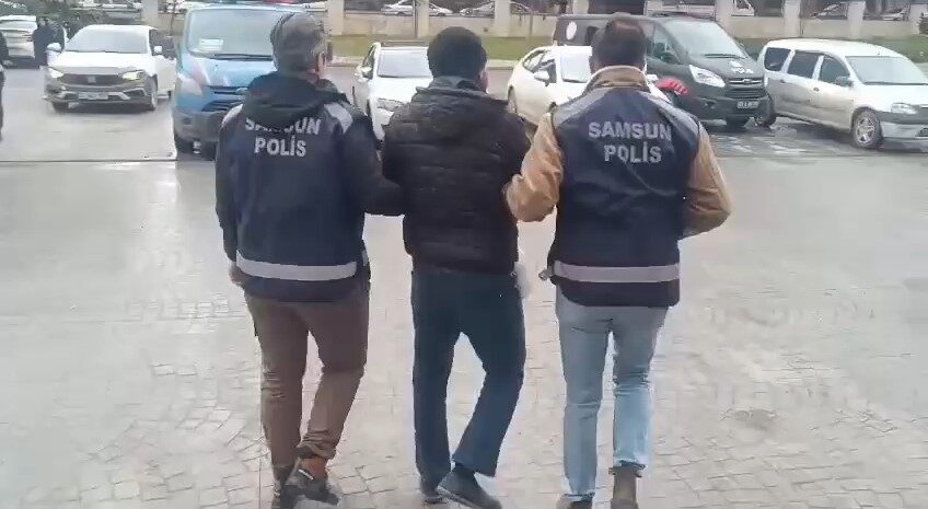Samsun’da Fuhuş ve Yağma Suçlarından 8 Yıl 4 Ay Hapis Cezası Alan Şahıs Polis Tarafından Yakalandı Samsun'da fuhuş ve yağma suçlarından 8 yıl 4 ay hapis