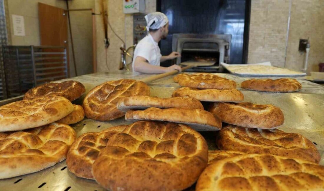 Başiskele'de zabıta ekipleri, Ramazan pidesi üreten fırınları denetledi. Hijyen koşulları