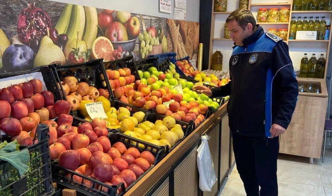İnegöl’de Zabıta Ekipleri Manavları Denetledi, 30 İş Yeri Kontrolden Geçti İnegöl Belediyesi Zabıta Müdürlüğü, gıda güvenliğini sağlamak amacıyla ilçedeki manavlar