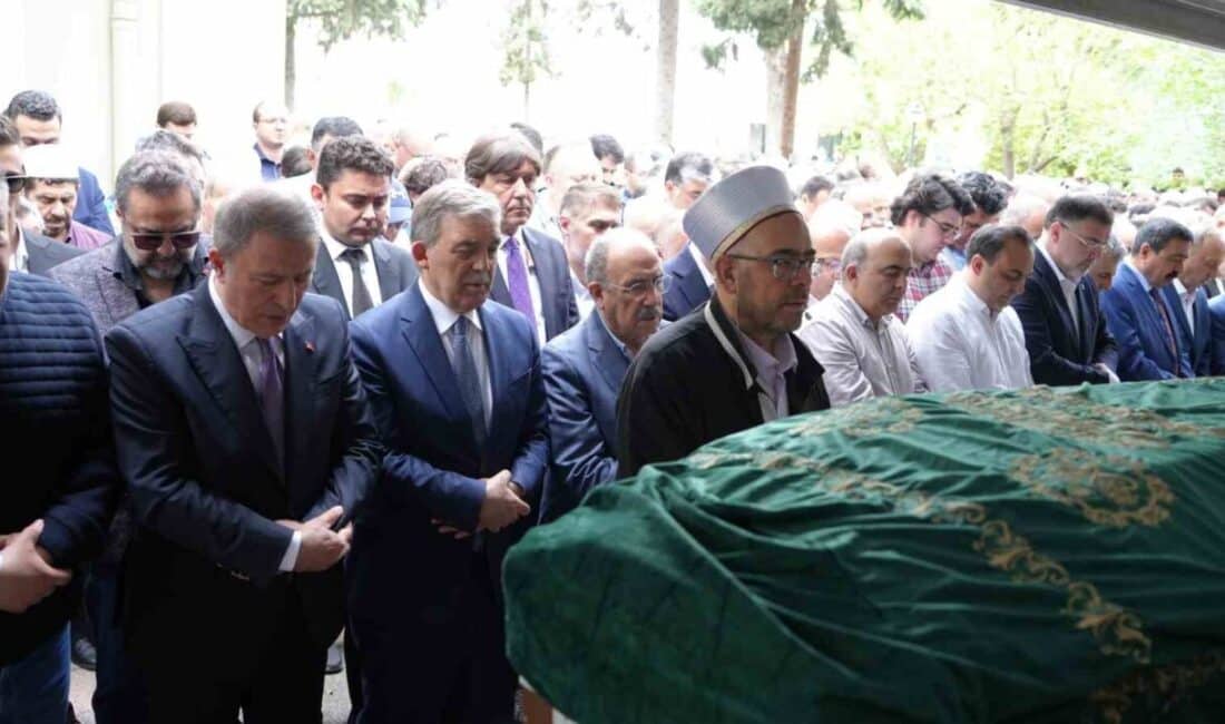 Prof. Dr. Ahmet Tahir Satoğlu’nun cenaze törenine, 11. Cumhurbaşkanı Abdullah Gül de katıldı Ege Üniversitesi Tıp Fakültesi emekli Öğretim Üyesi Prof. Dr. Ahmet